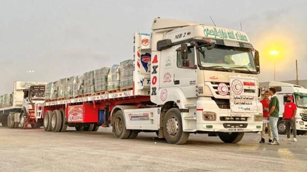 2025/July 2025/সৌদির ত্রাণ পৌঁছাল গাজায়.jpg